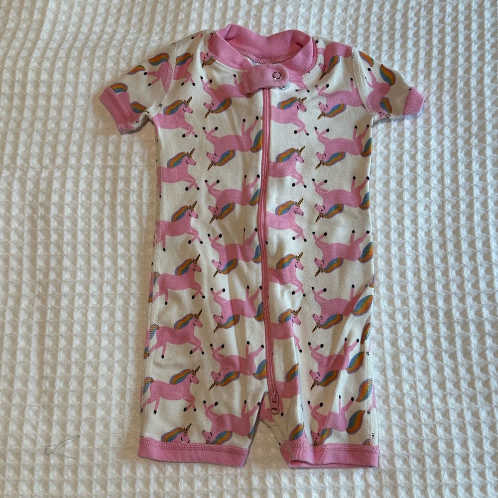 Hanna Andersson Pink Trim Unicorn Organic Cotton Baby Onesie